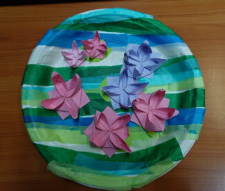 4C 艾思樂 層層曡曡的蓮花碟